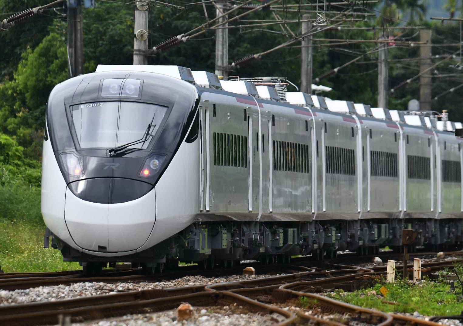 臺鐵最豪華列車EMU3000型城際列車-1